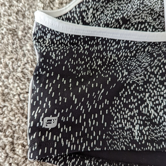 Clara Sports Bra - Picture 4 of 4